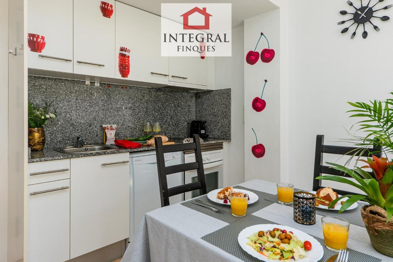 Charlie Chaplin Apartment Palamos Ngoại thất bức ảnh